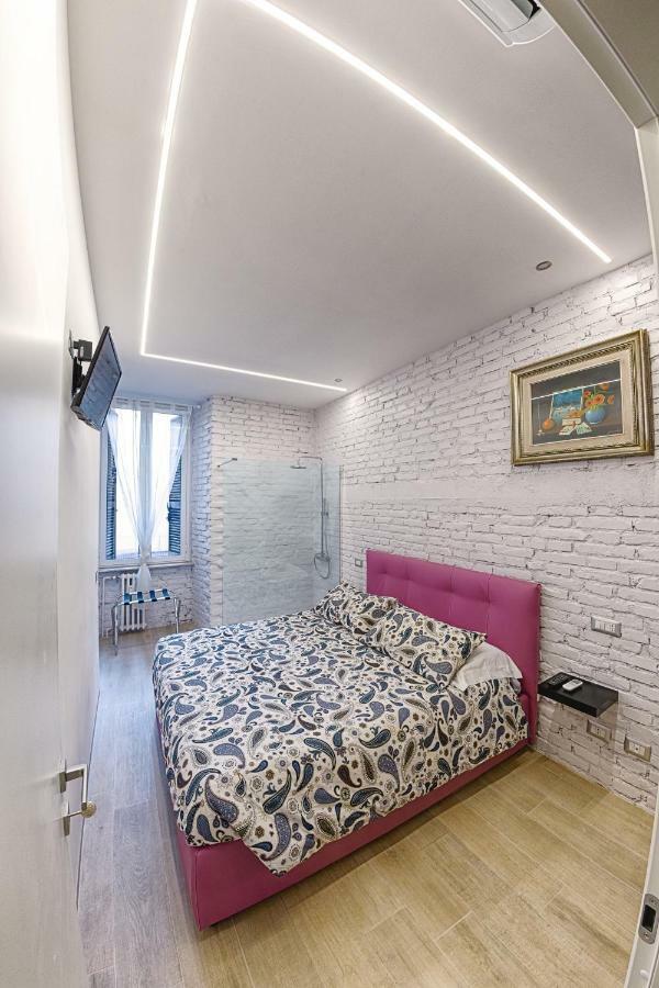 Modern Apartment Near Colosseum Rome Exterior photo